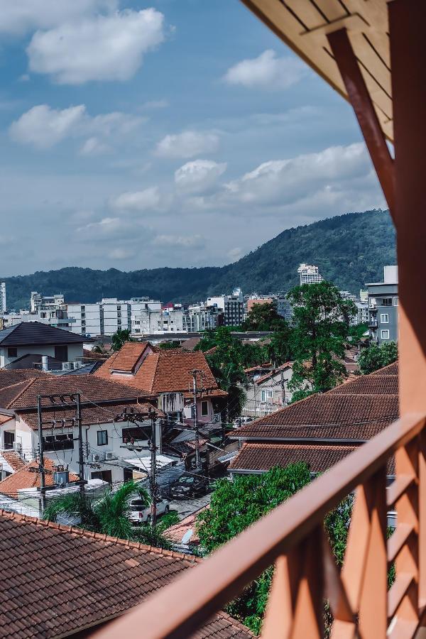 Bauman Ville Hotel Phuket Exterior foto